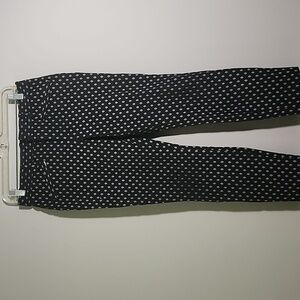 6 Regular Gap Skinny Ankle Black & Diamond Pattern Capri Pants